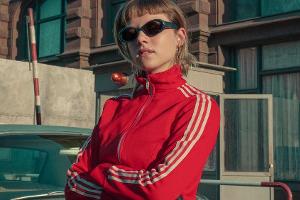 "Kleo": Drehstart für neue Netflix-Serie mit Jella Haase