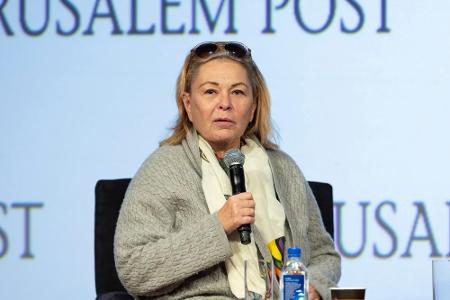 Roseanne Barr standen 2018 nach Jahren in der Versenkung wieder alle Türen offen. Die Rückkehr der Sitcom 