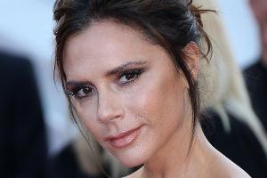 Würde Victoria Beckham gerne wieder mit den Spice Girls auftreten?