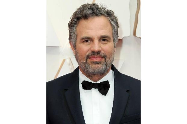 Mark Ruffalo glaubt, das mehr hinter dem 9/11-Anschlag steckt, als bekannt ist. Als das World Trade Center einstürzte, dacht...