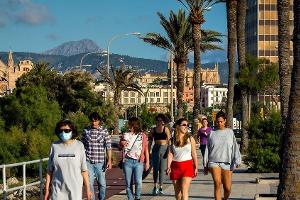 Spanien wird Corona-Risikogebiet: Das müssen Urlauber jetzt beachten