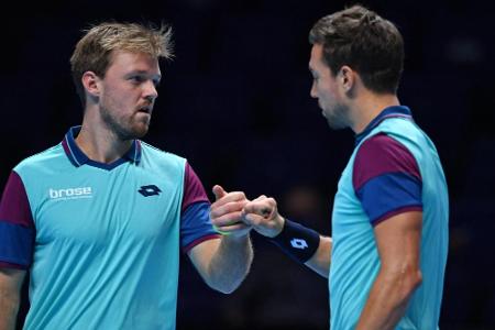 Tennis am Rothenbaum: Krawietz unterliegt im Doppelfinale Olympia-Partner Pütz Tennis am Rothenbaum: Krawietz unterliegt im Doppelfinale Olympia-Partner Pütz