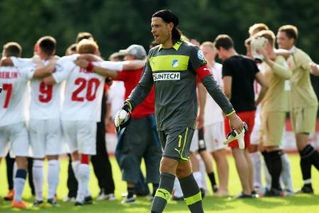 Einen heftigen Pokalpatzer leistet sich die TSG Hoffenheim im August 2012. Beim Regionaligisten Berliner AK liegen die Kraic...