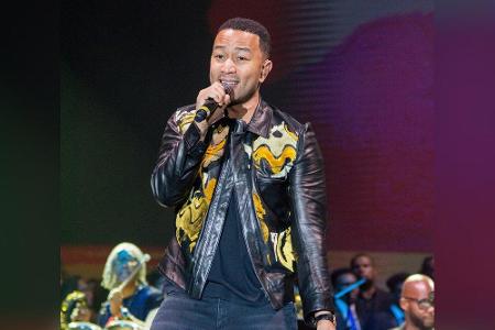 John Legend (*1978) galt nicht nur als musikalisches Wunderkind, er kam schon mit 12 in die High School, mit 16 an die Uni. ...