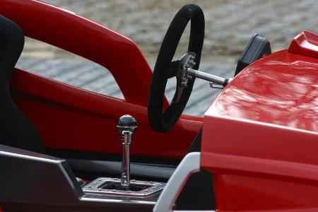 Lada Revolution (2004)
