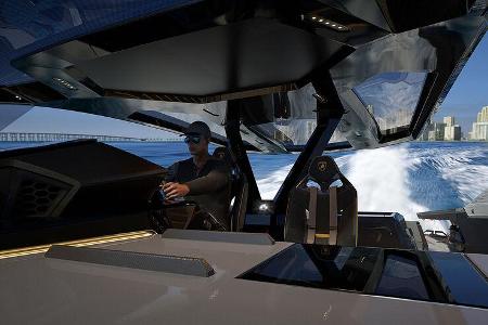 Lamborghini Yacht 