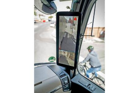 Assistenzsysteme im Lkw