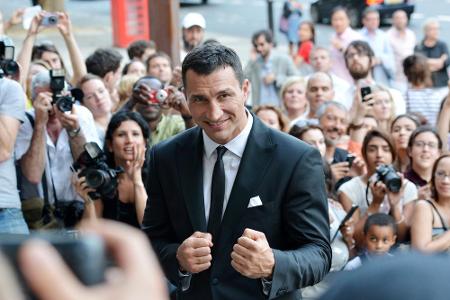 Sogar Box-Ikone Wladimir Klitschko (44) stattete im Jahr 2000 den Bewohnern im 