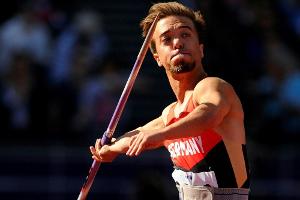 Para-Leichtathlet Mester wird "Sportler des Monats" Juni