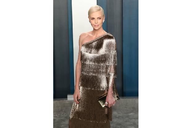 Charlize Theron hat definitiv die Nase voll von Stunts, seit sie sich beim Dreh zu 'Aeon Flux' verletzte. Sie sollte vor der...