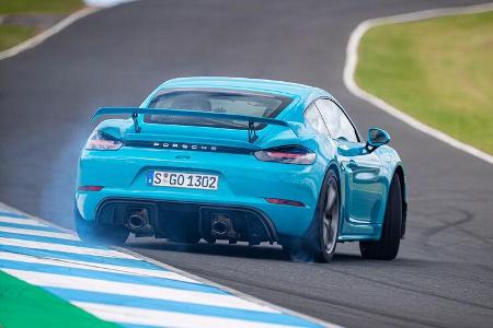 Porsche 718 Cayman GT4