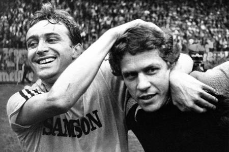 ...und fußballerisch groß geworden ist Helmut Nerlinger (r.), der 1969/70 fünf Mal für die Bayern in der Bundesliga auflief....