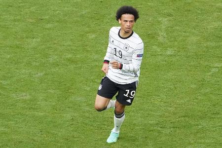 Arbeitete gegen den Ball sehr fleißig und kämpfte sich durch gute Aktionen nach Ballgewinnen in die Partie. Erzwang mit hohe...