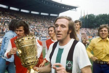Mit diesen Worten beschrieb Netzer sein Tor, da er den Ball laut eigener Aussage 'völlig falsch' traf. Nichtsdestotrotz konn...