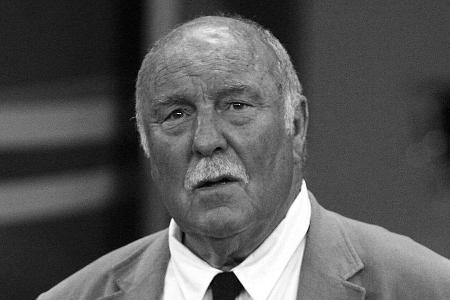 Jimmy Greaves ist am Sonntagmorgen gestorben. Jimmy Greaves ist am Sonntagmorgen gestorben.