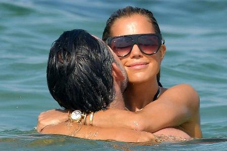 Sylvie Meis und Niclas Castello 2019 in Saint-Tropez. Sylvie Meis und Niclas Castello 2019 in Saint-Tropez.