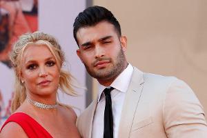 Trotz Anhörung: Britney Spears ist mit Sam Asghari im Urlaub