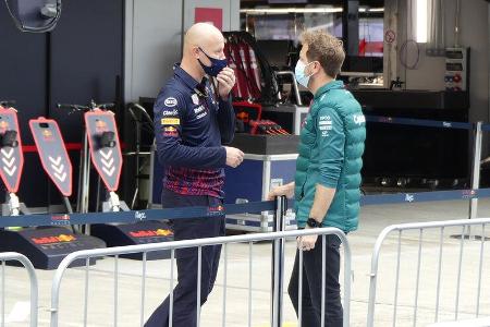 Sebastian Vettel - Aston Martin - Formel 1 - GP Russland - Sotschi - Donnerstag - 23.09.2021