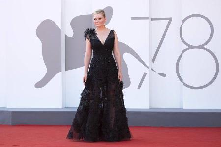 Kirsten Dunst im Gothic-Look bei den Filmfestspielen in Venedig.