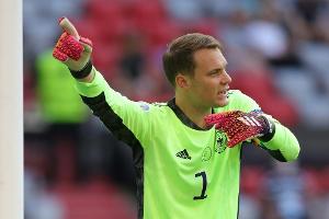 DFB-Team: Neuer zurück auf dem Platz