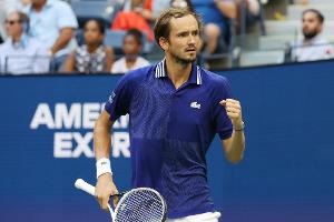 US Open: Medwedew im Finale gegen Djokovic oder Zverev