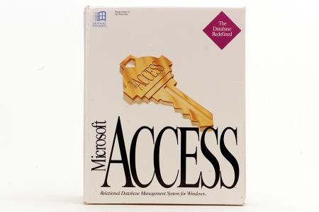 Access 1.0 - Im Sommer 1993 wird Access 1.000.000 Mal verkauft. Office 4.0, das neben neuen Versionen von Excel und Word auc...