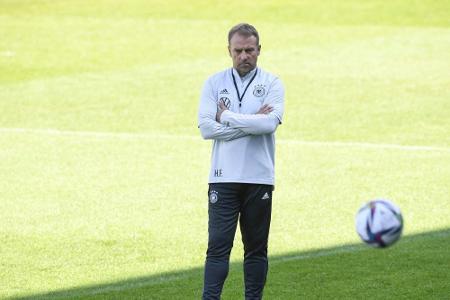 Flick-Debüt ohne Leitwölfe Neuer und Müller - Leno im Tor Flick-Debüt ohne Leitwölfe Neuer und Müller - Leno im Tor