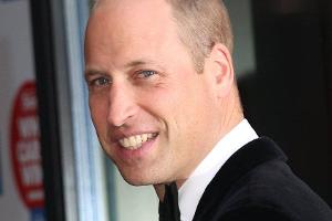 Prinz William feiert die Helden des Gesundheitswesens - und einen Esel