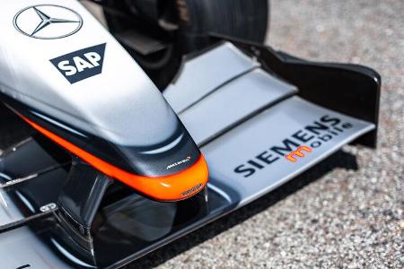 McLaren-Mercedes MP4-17 - Formel 1 - Rennwagen - Saison 2002/2003