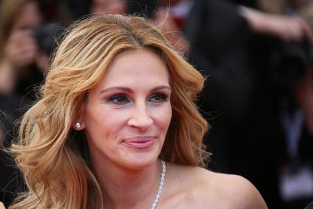 Innerhalb eines Jahres musste Schauspielerin Julia Roberts (50) zwei Schicksalsschläge verkraften. Zuerst starb ihre Halbsch...