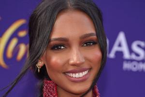 Model Jasmine Tookes hat ihre persönliche Märchen-Hochzeit erlebt.