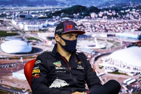 Verstappen startet vom Ende des Feldes - Mercedes im Training dominant