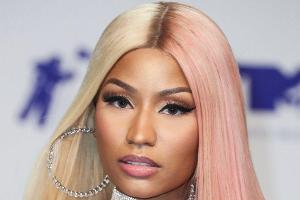 Nicki Minaj verbreitet Impfmythen - und legt sich mit Boris Johnson an