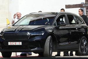 Skoda Enyaq iV für Papst Franziskus