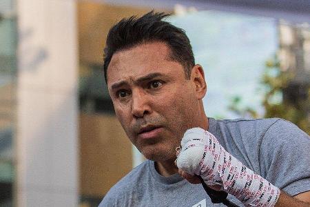 Oscar De La Hoya während der Vorbereitungen auf sein nun abgesagtes Comeback. Oscar De La Hoya während der Vorbereitungen auf sein nun abgesagtes Comeback.
