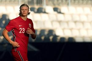Haaland führt Norwegen zum Sieg in Lettland