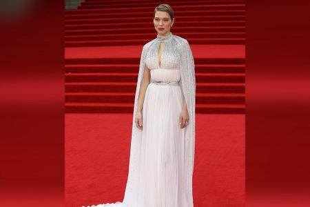 Bond-Girl Léa Seydoux begeisterte in einem Traumkleid von Louis Vuitton.