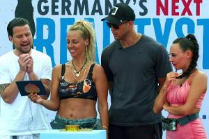"Kampf der Realitystars": Kandidatin rettet sich mit medialem Coup