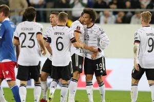 Nationalmannschaft: Flick-Debüt mit glanzlosem Sieg