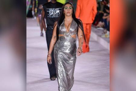 Lourdes Leon lief am Freitagabend über den Laufsteg der Versace-Show in Mailand.