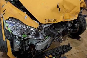 E-Autos mit hohen Reparaturkosten