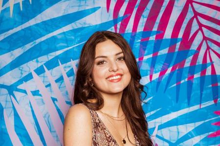 Jess (23) aus Kaiserslautern sucht die große Liebe. 