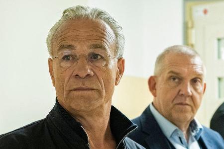 Max Ballauf (Klaus J. Behrendt, l.) und Freddy Schenk (Dietmar Bär) müssen im neuen 