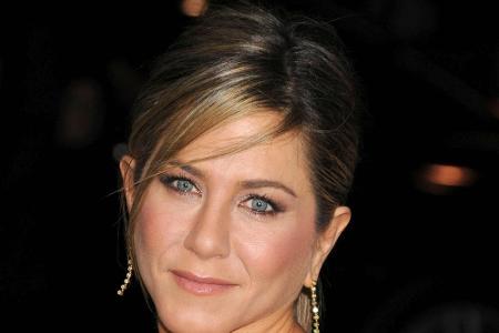 2014: Fast etwas zerzaust wirkt Jennifer Aniston auf der Premiere ihres Films 