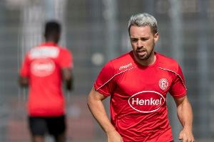 Fortuna verlängert mit verletztem Pledl