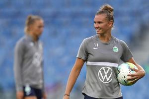 Popp im Pokal-Halbfinale leichter verletzt als befürchtet