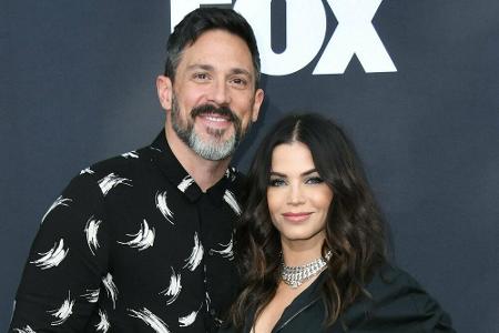 Jenna Dewan hat sich vollends von ihrem Exmann Channing Tatum gelöst. Seit Februar 2020 ist die Schauspielerin und Tänzerin ...