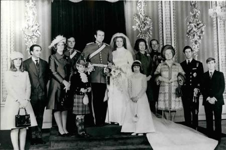 Im Jahr 1973 heiratet Prinzessin Anne, die einzige Tochter der Queen, den Reiter Mark Philips.
