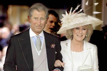 2005 gibt es eine weitere royale Hochzeit: Prinz Charles heiratet zum zweiten Mal. Die Auserwählte ist Camilla Parker Bowles.