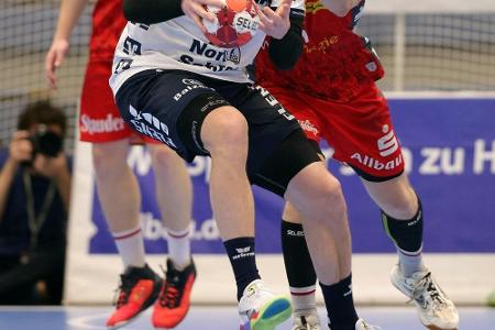 Meniskusschaden bei Profihandballern als Berufskrankheit anerkannt Meniskusschaden bei Profihandballern als Berufskrankheit anerkannt